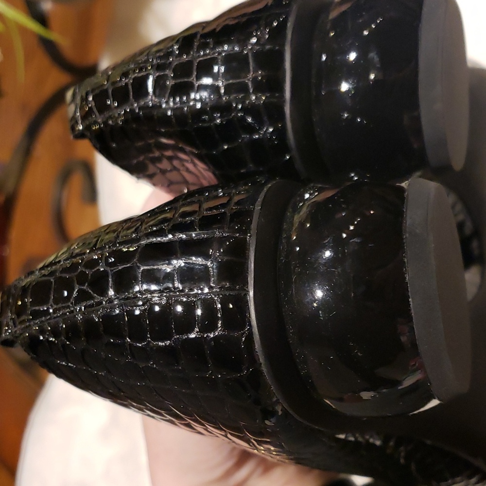 NWOT JEFFREY CAMPBELL 9.5 LEATHER LOAFERS - Picture 4 of 11